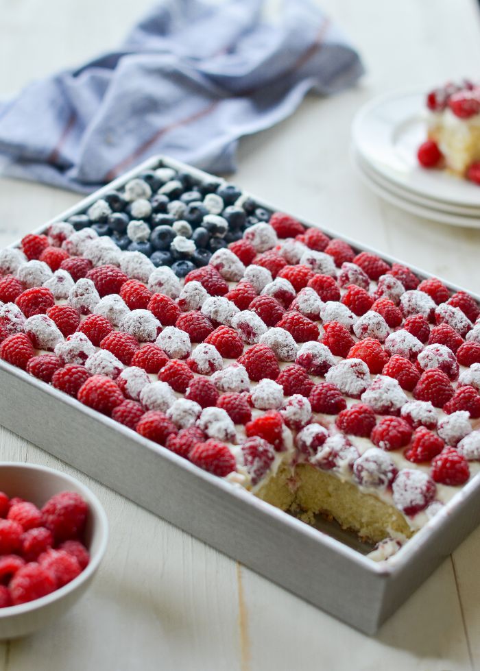 cake with raspberries blueberries on top 4th of july food ideas decorated as the american flag