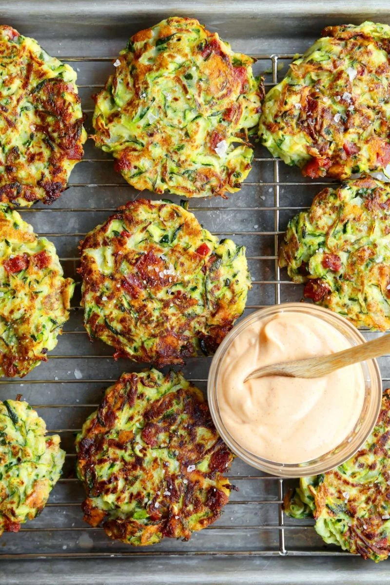 baked zucchini fritters with mayo dip