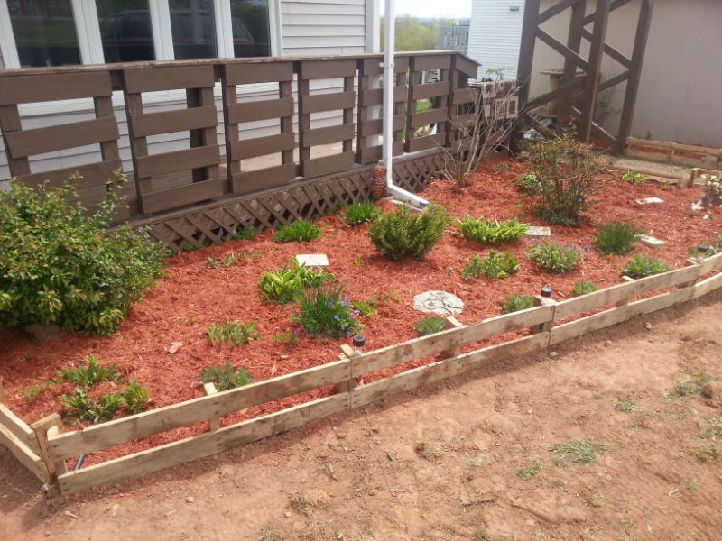 wooden pallets landscape edging flower bed