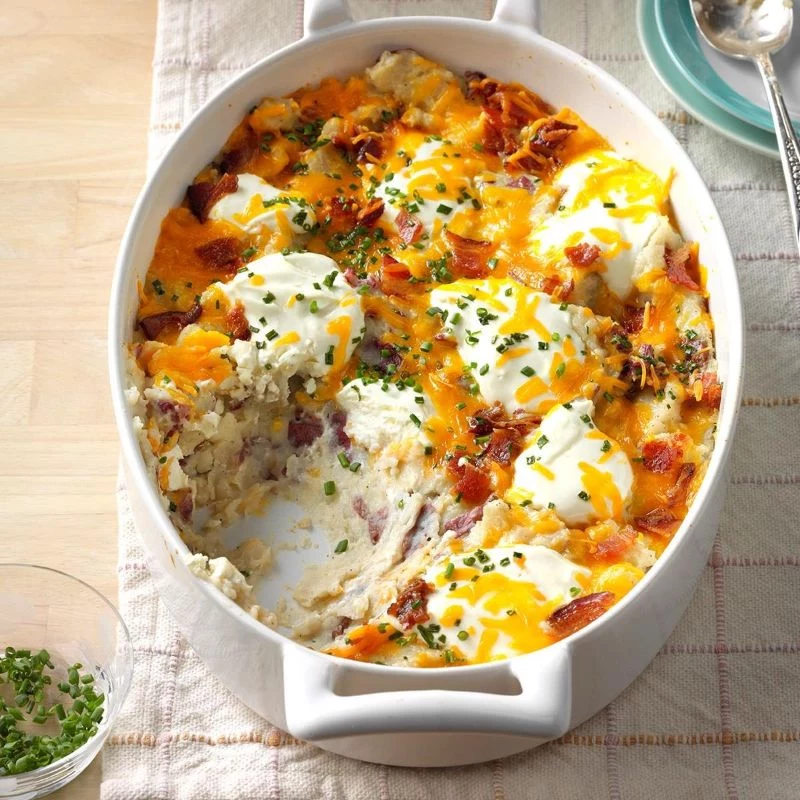how to make baked potatoes in white casserole