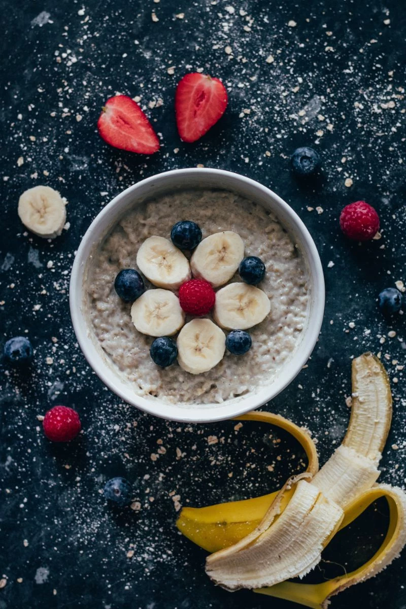 banana mixed berries is oatmeal good for you