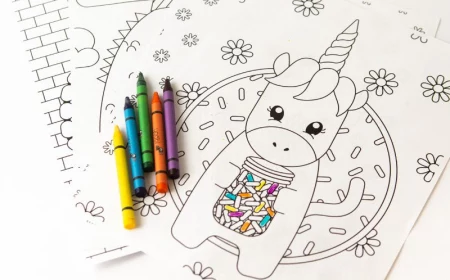 crayons on unicorn pictures to color in black white
