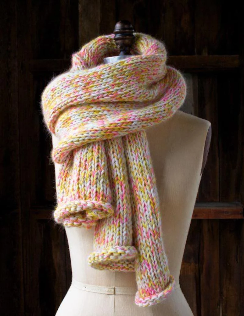 learn to knit confetti scarf in different colors