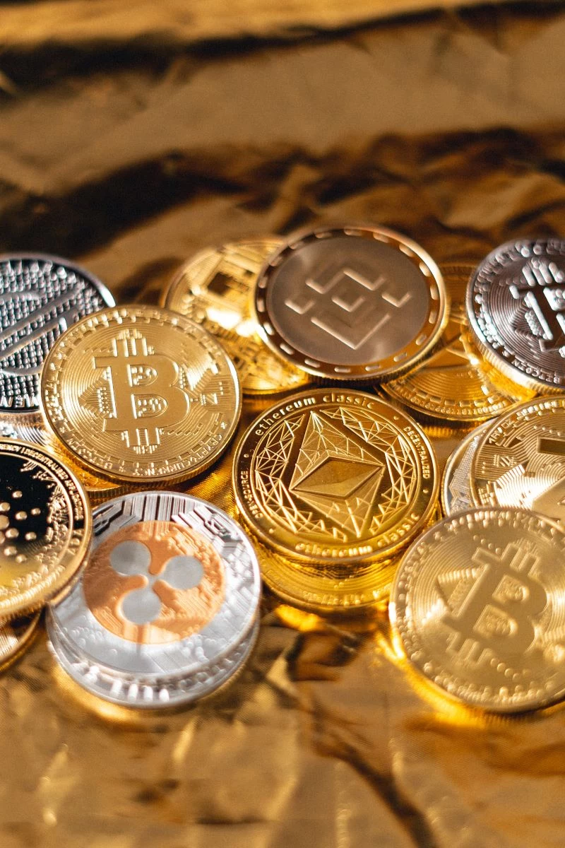 bitcoin alternatives gold coins cryptocurrency