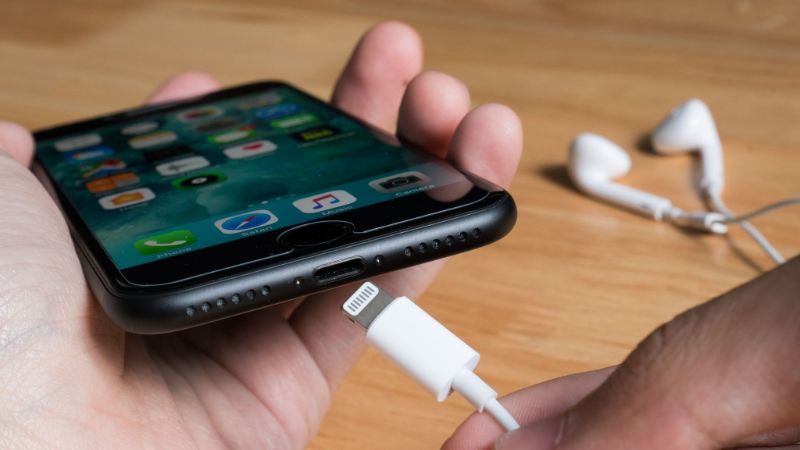 charger to be plugged into iphone clean iphone charging port