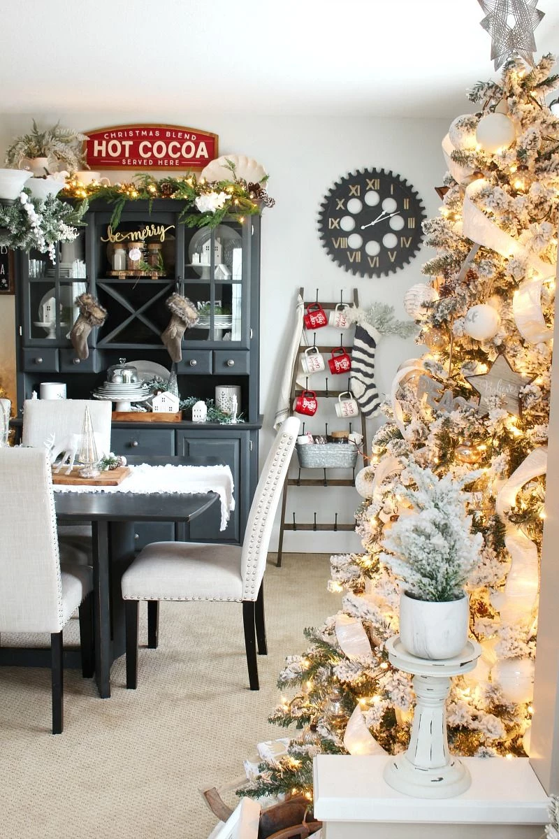 dining room with christmas tree decoration ideas