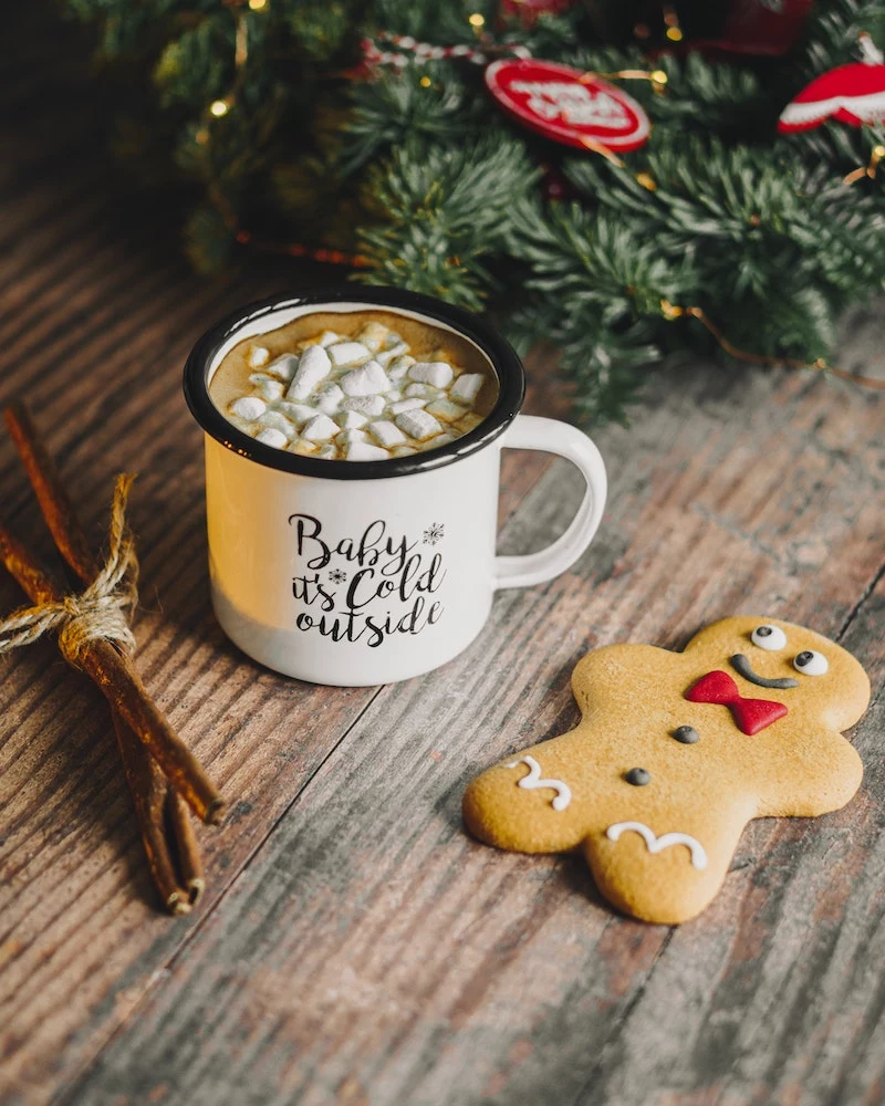 gingerbread hot chocolate recipe for best hot holiday drinks