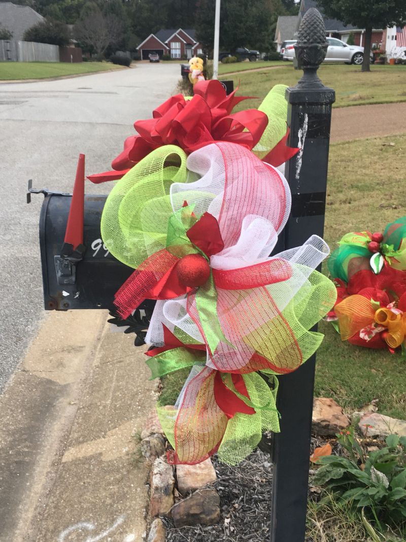 how to decorate mailbox for christmas with ribbon