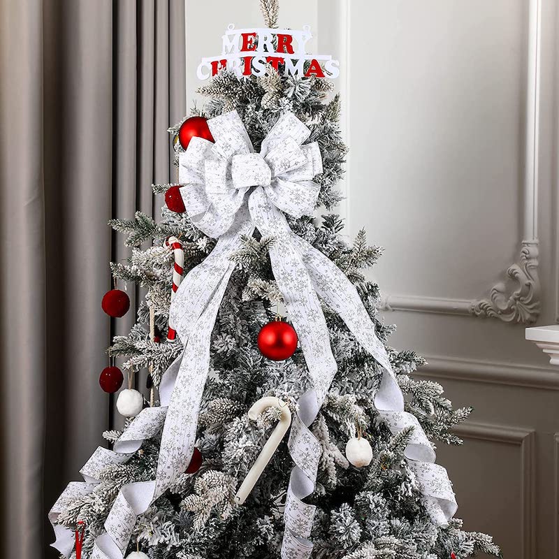 A sleek, fluffy Christmas tree bow for every taste
