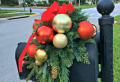 Greet your guests with these Christmas mailbox decor ideas