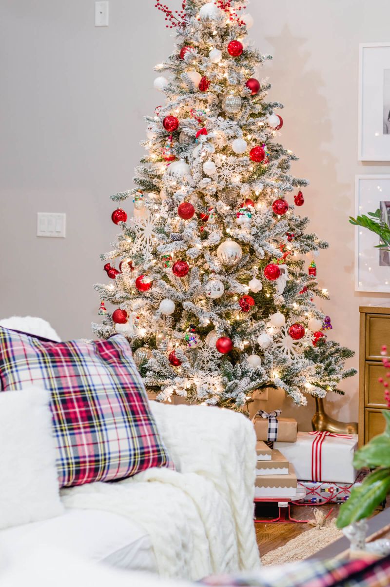 red baubles christmas tree ideas 2021 flocked