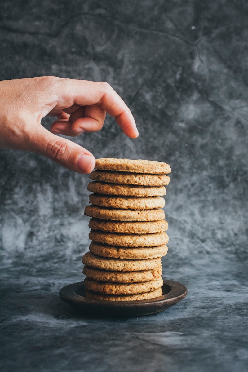 tasty and extremely healthy brekafast cookies with oats and agave syrup