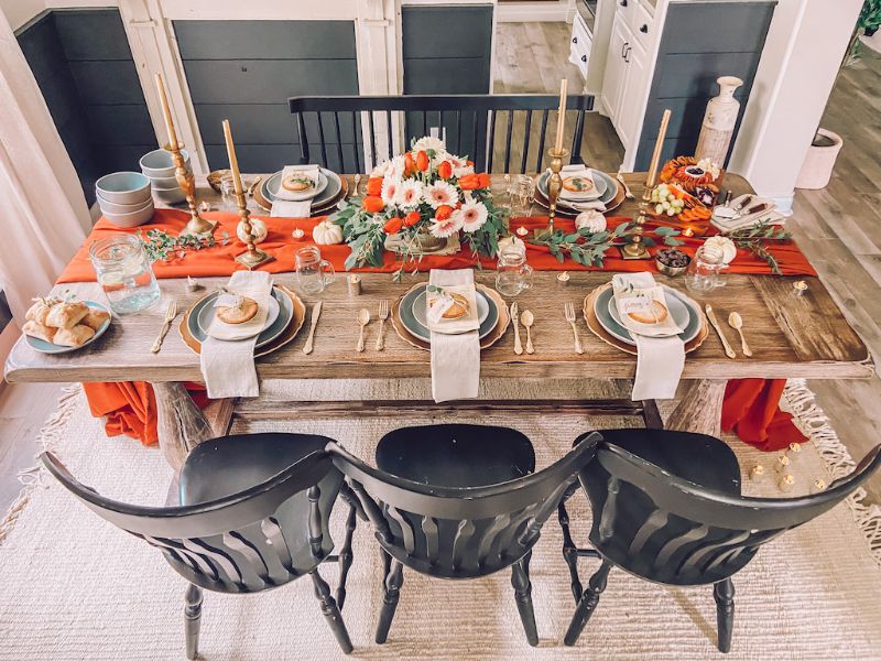 thanksgiving turkey table decor with orange table runner