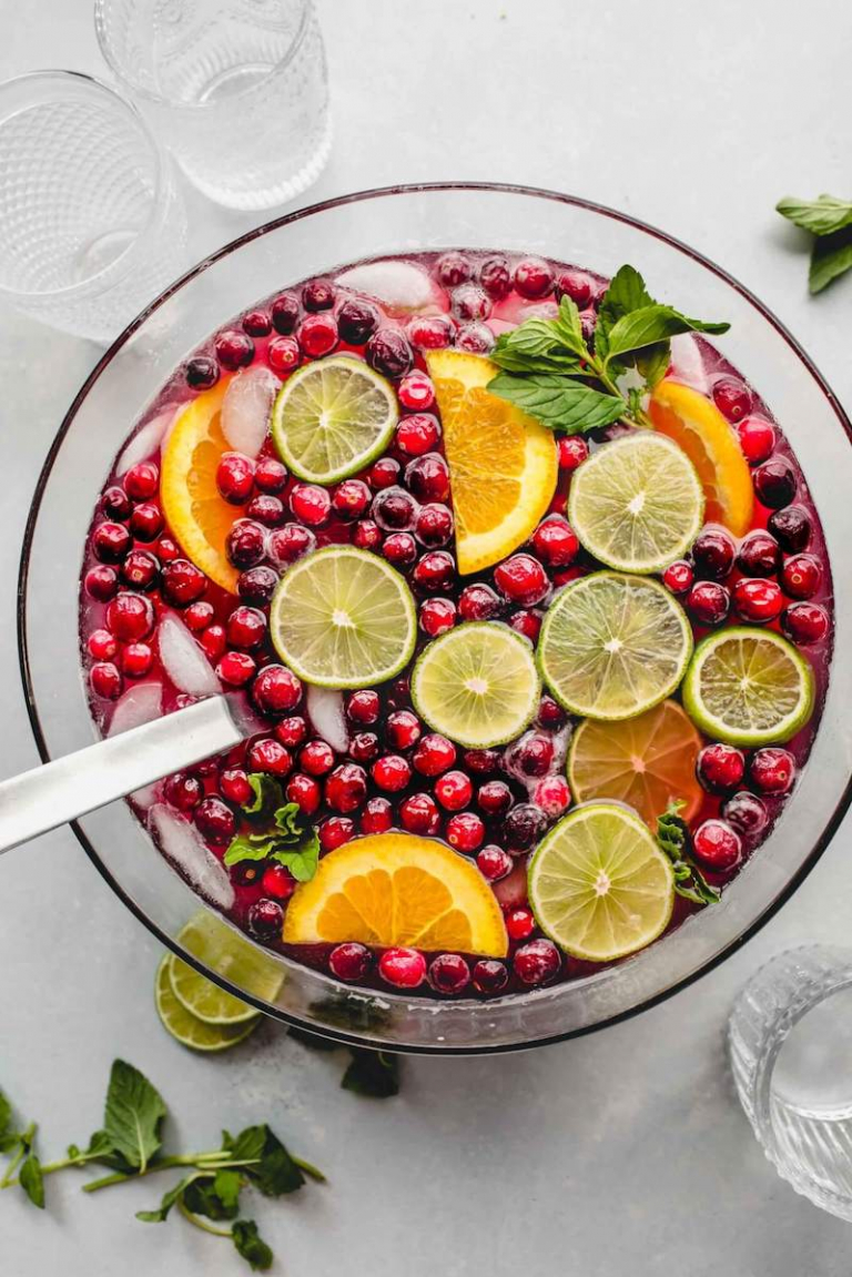 7 tasty nonalcoholic Christmas drinks for the whole family