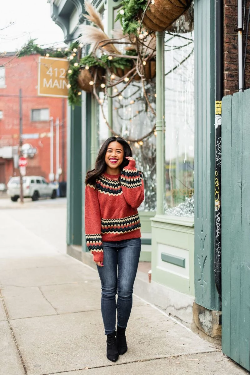 date night outfit ideas jeans sweater