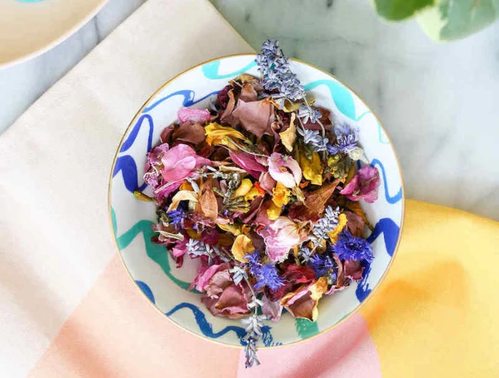 diy potpourri easy and great for festive house decoration