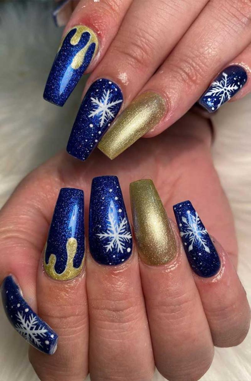 festive nails 14