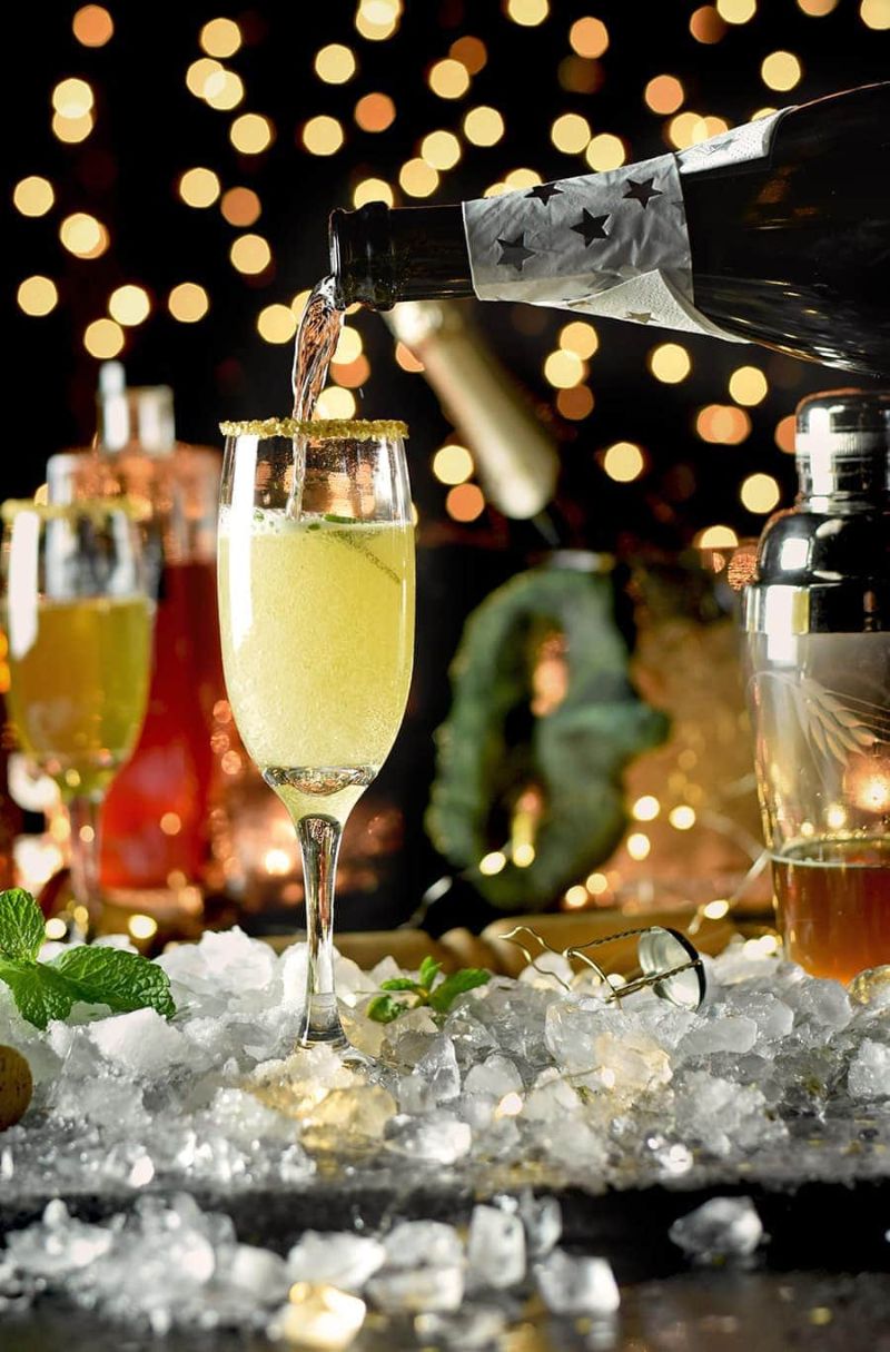 fig prosecco sparkling wine cocktails champagne flutes