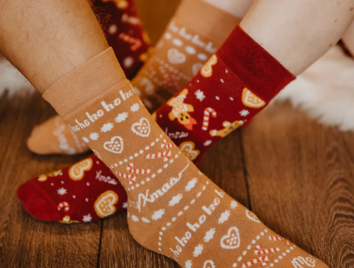 fun gingerbread socks the coolest christmas gift ideas for couples