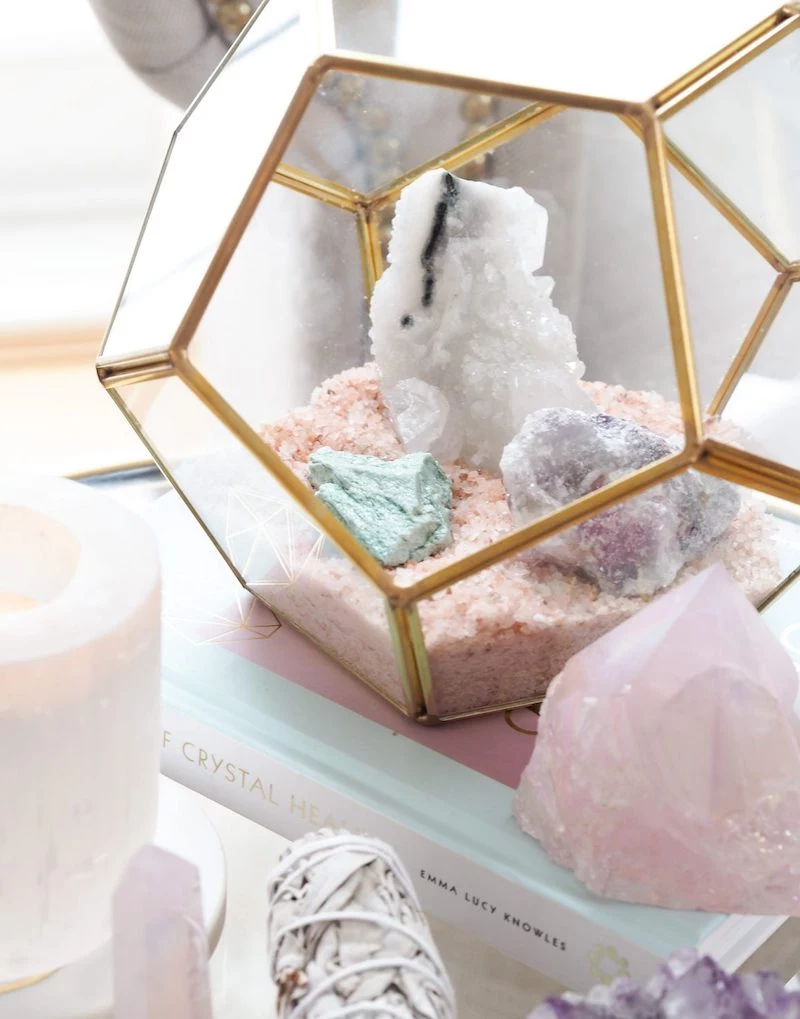how to cleanse amethyst rose quartz aquamarine in pink himalayan salt