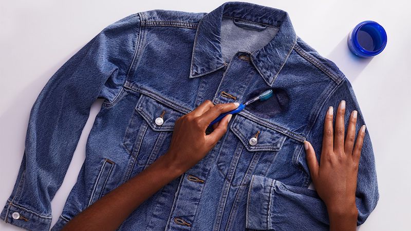 how to get ink stains out of clothes using a toothbrush