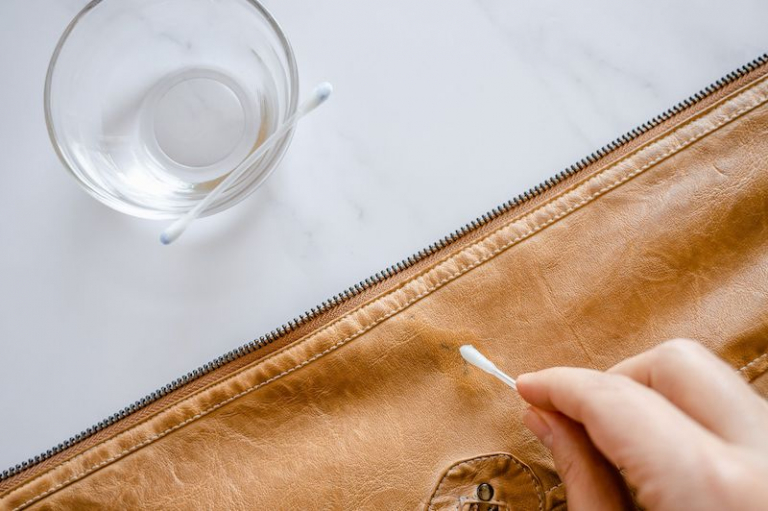 How to remove pen ink from clothes after drying