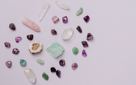 How to charge and program crystals for manifestation