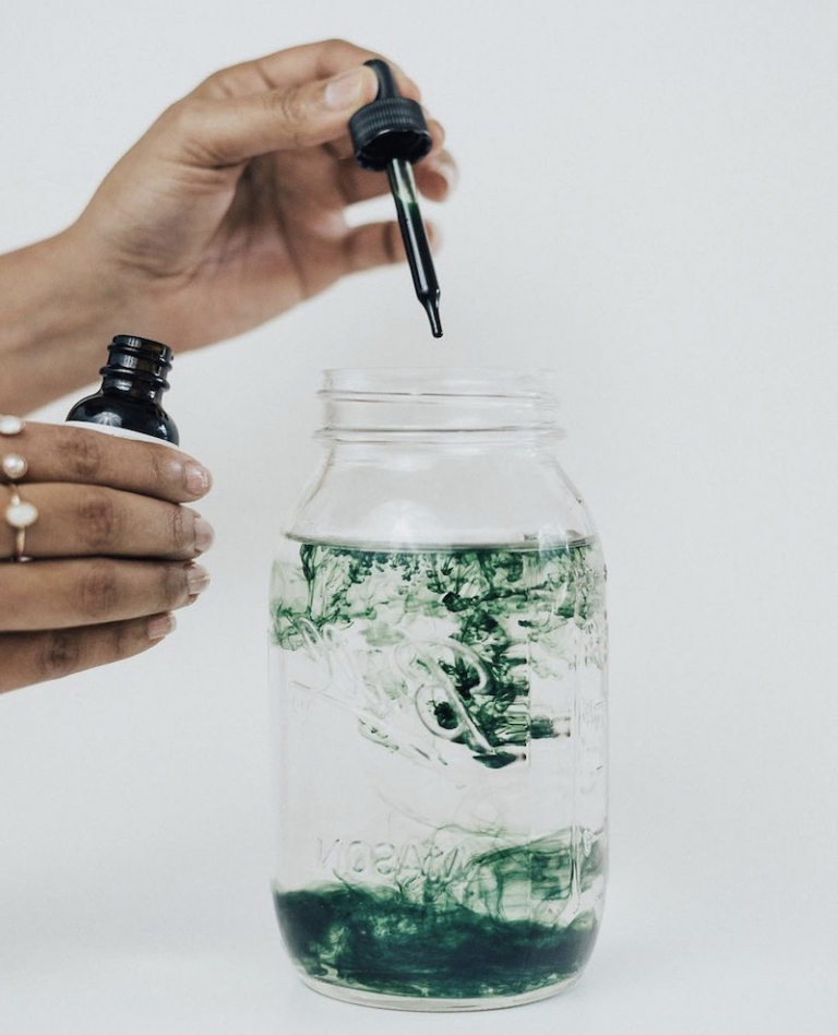 Liquid chlorophyll benefits Body Detox & Clear Skin?
