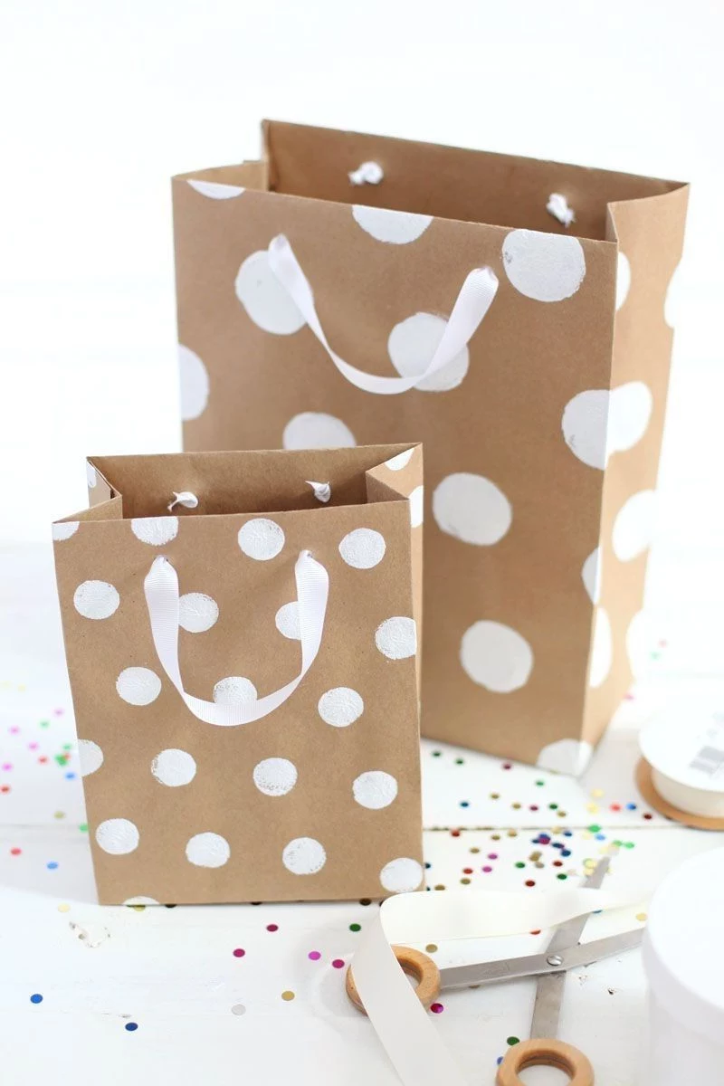 making cute artsy big gift bags from wrapping paper easy project