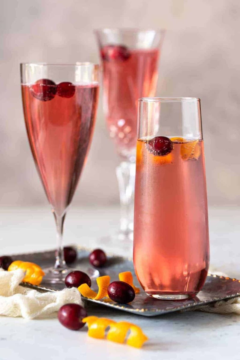sparkling wine cocktails cranberry mimosa