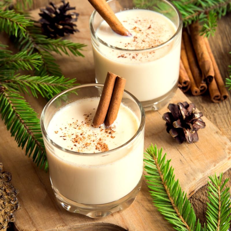 what alcohol goes in eggnog cinnamon sticks
