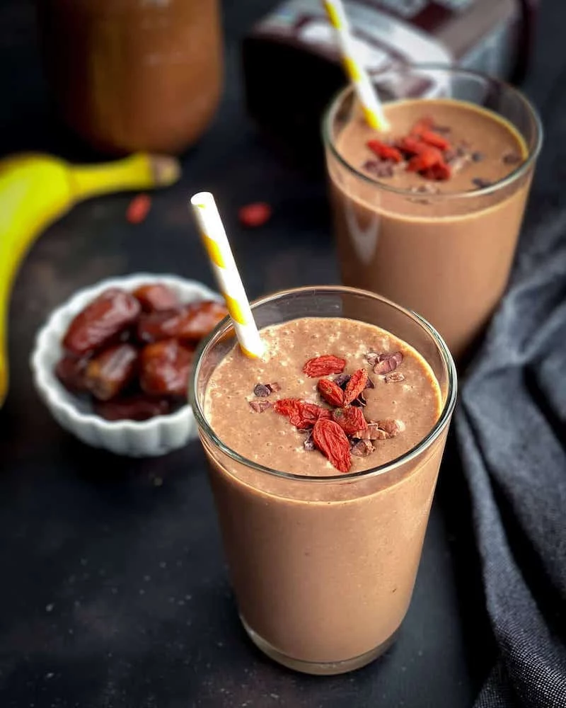 chocolate date smoothie with lactose free protein powder