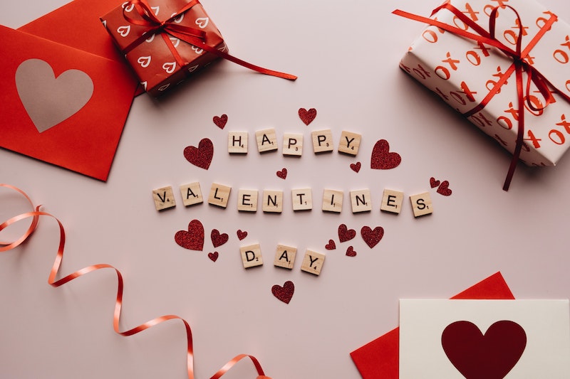 46 First Valentine's Day Gifts for Boyfriends 2024-sonthuy.vn