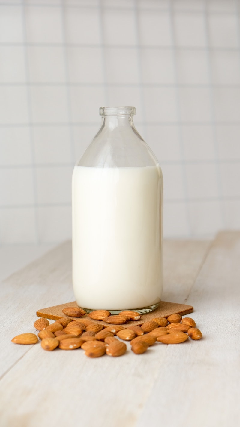 does almond milk cause constipation or does it help digestive issues