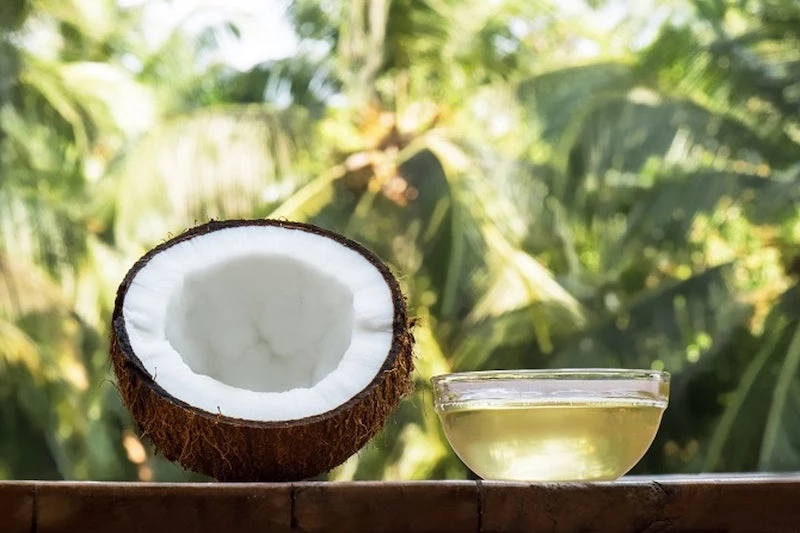 how is coconut oil made and does coconut oil help eyelashes grow
