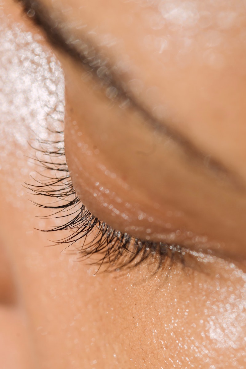 how to grow eyelashes with coconut oil tips and tricks