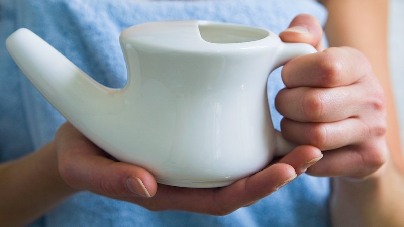 how to relieve stuffy nose neti pot