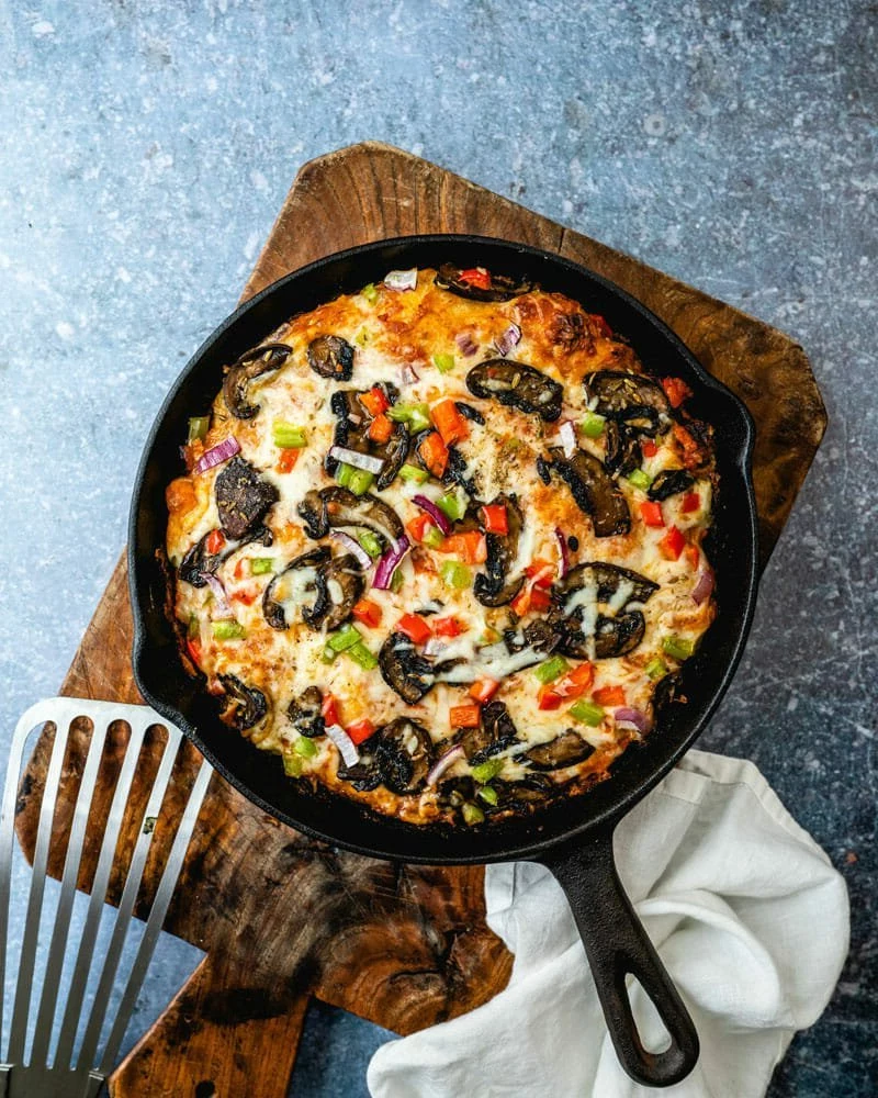 how do you clean a cast iron skillet pan pizza