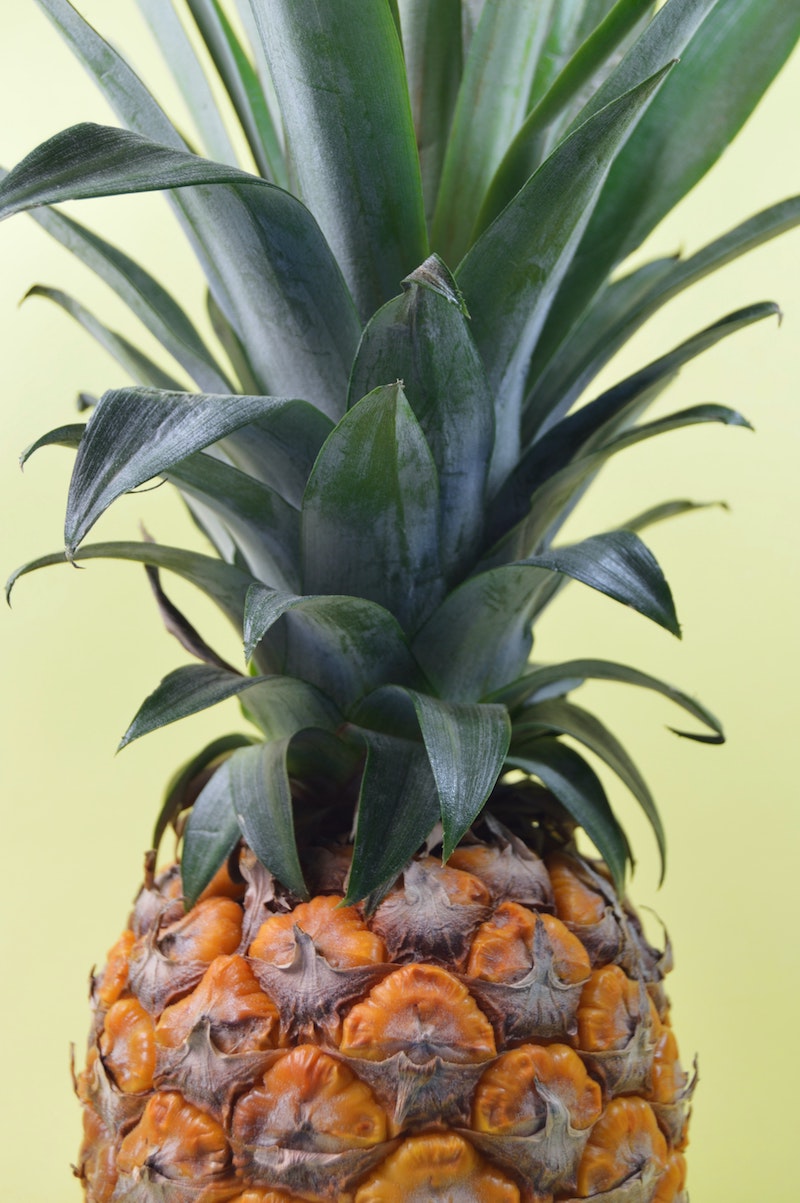 pineapple juice benefits leafy pineapple