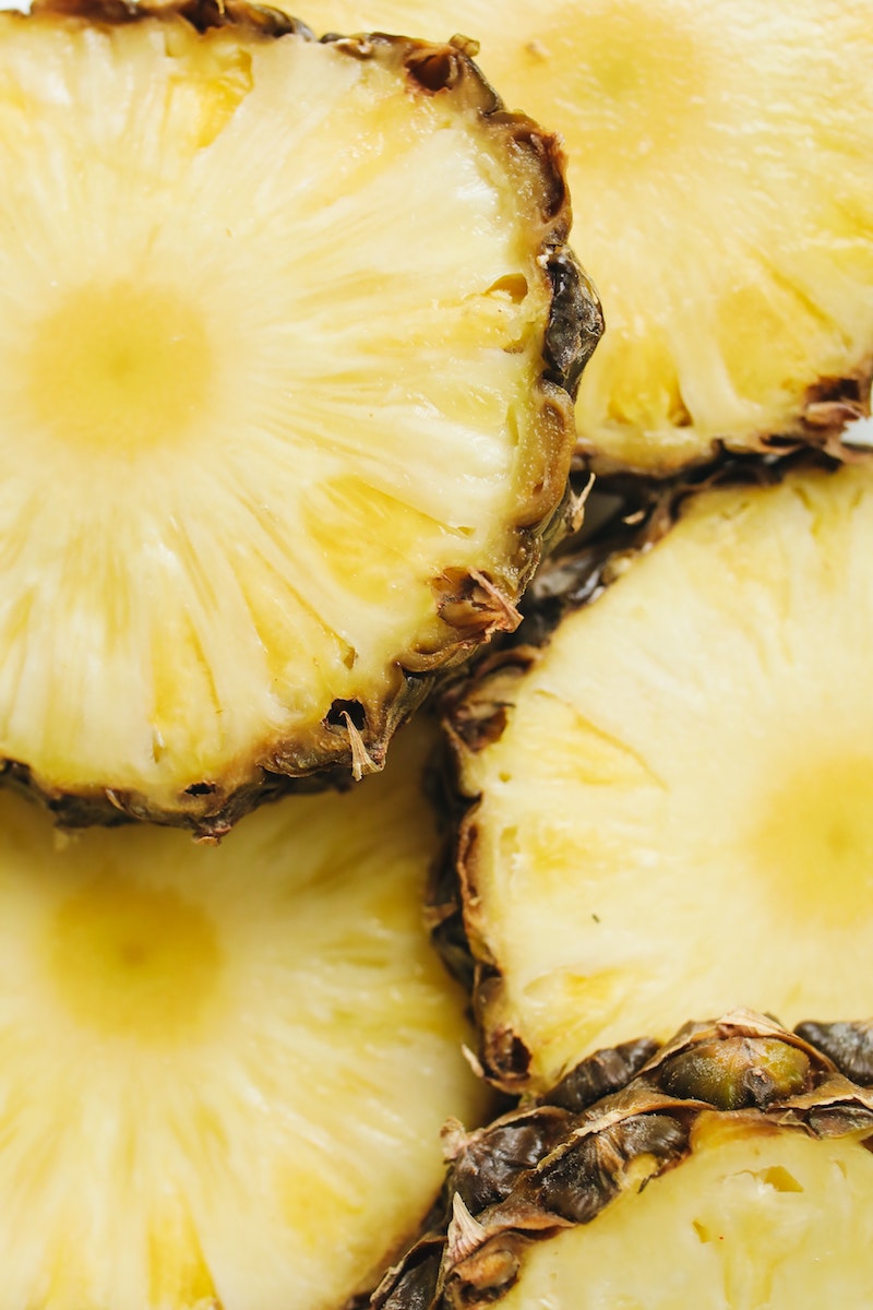 pineapple pineapple slices
