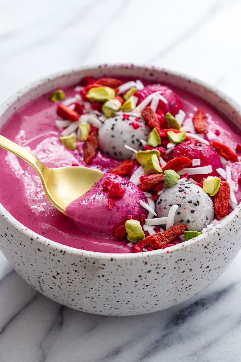 dragonfruit smoothie bowls smoothie bowl toppings