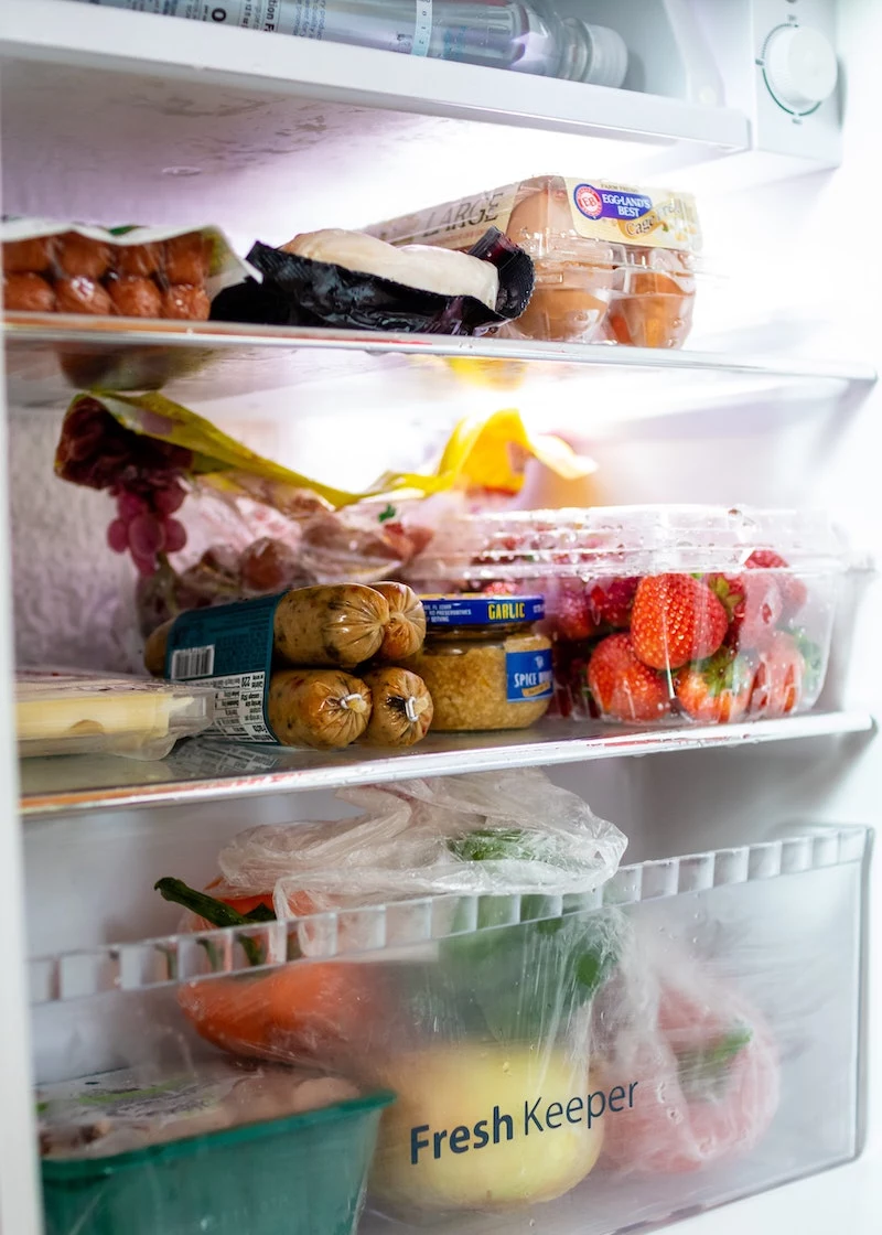 how to clean fridge and get rid of smell