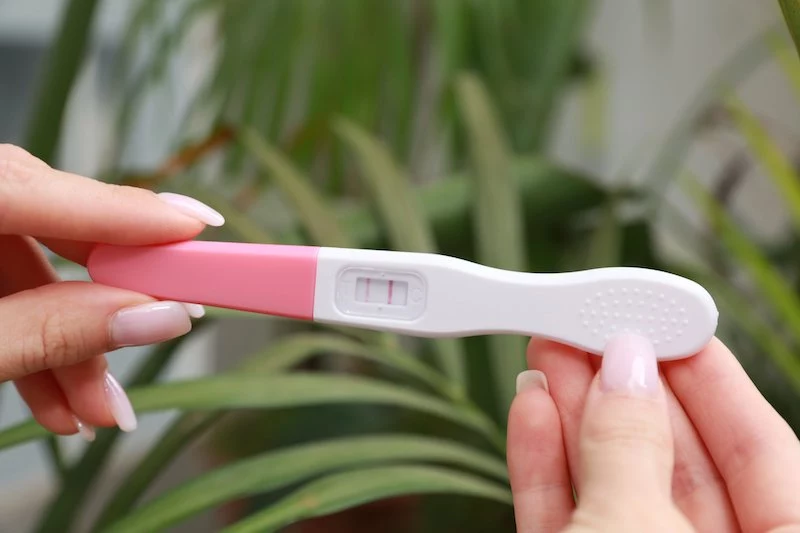 surprise pregnancy announcement test