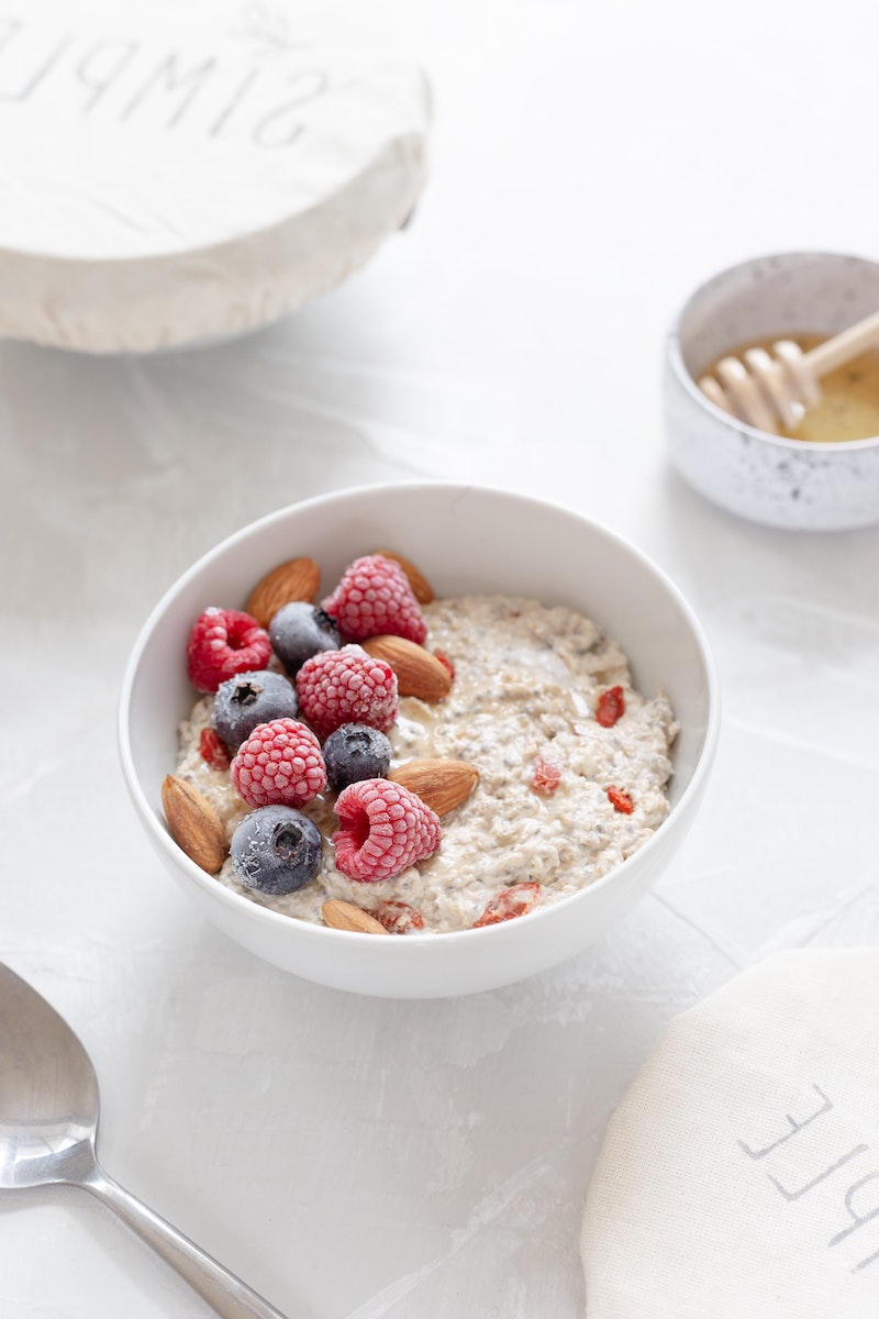 bowl of oat meal with berries