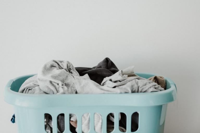 5+ Most Common Reasons Why Clothes Smell After Washing