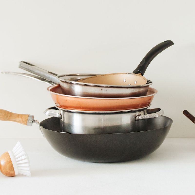how to clean burnt pots baking soda and pots and pans