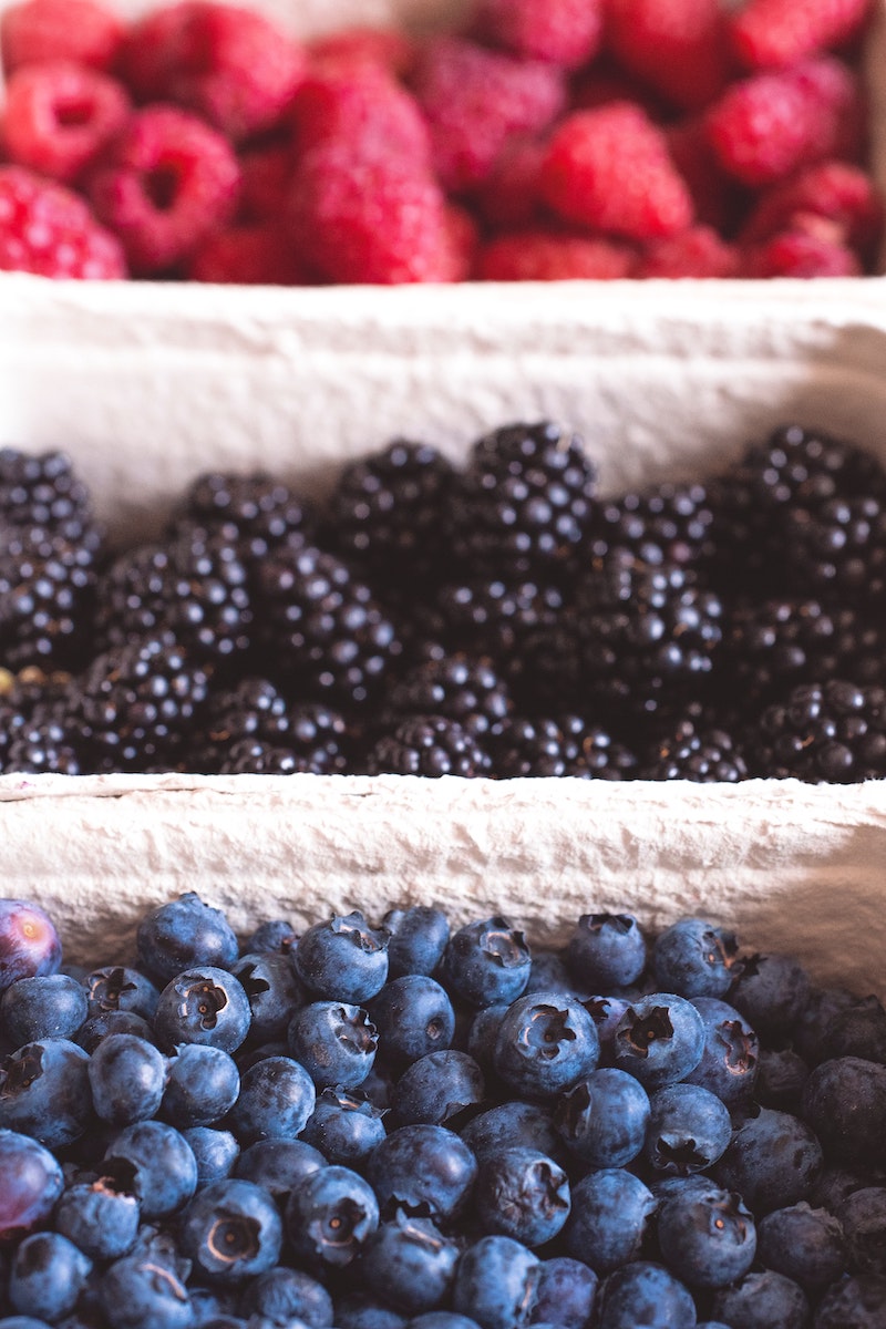 how to store blueberries and blackberries