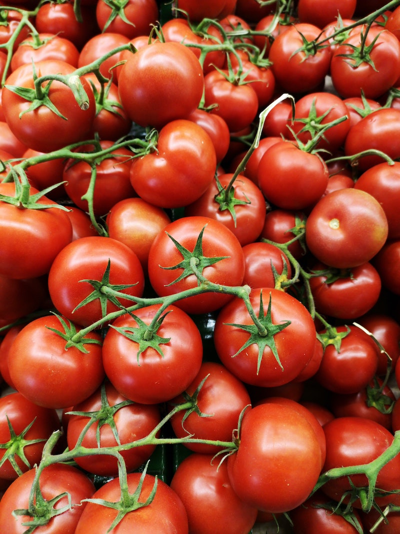 red tomatoes in a bunch