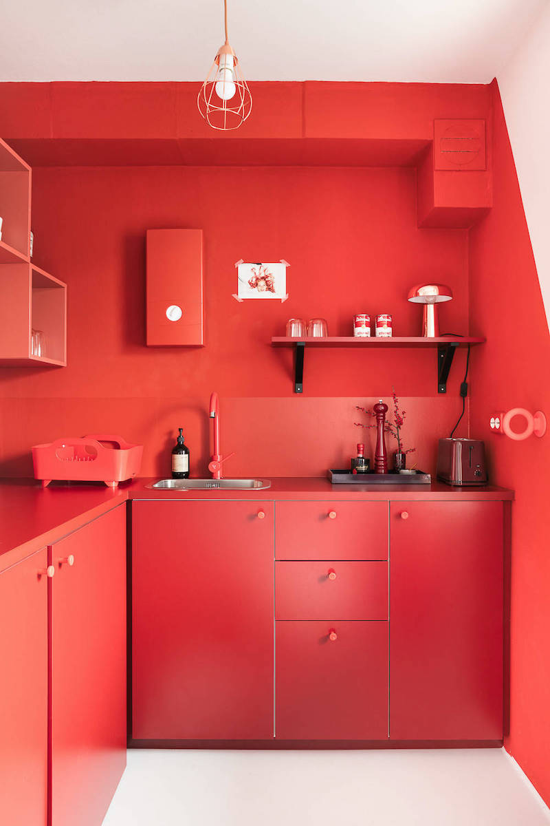colors you should never painy your kitchen colour block red kitchen