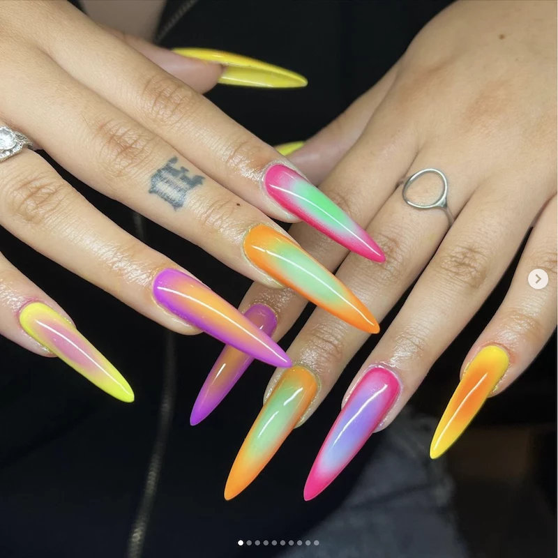 how to do aura glow nails